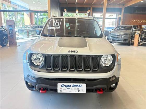 JEEP RENEGADE 2.0 16V TURBO DIESEL TRAILHAWK 4P 4X4 AUTOMÁTICO JEEP RENEGADE 2.0 16V TURBO DIESEL TRAILHAWK 4P 4X4 AUTOMÁTICO